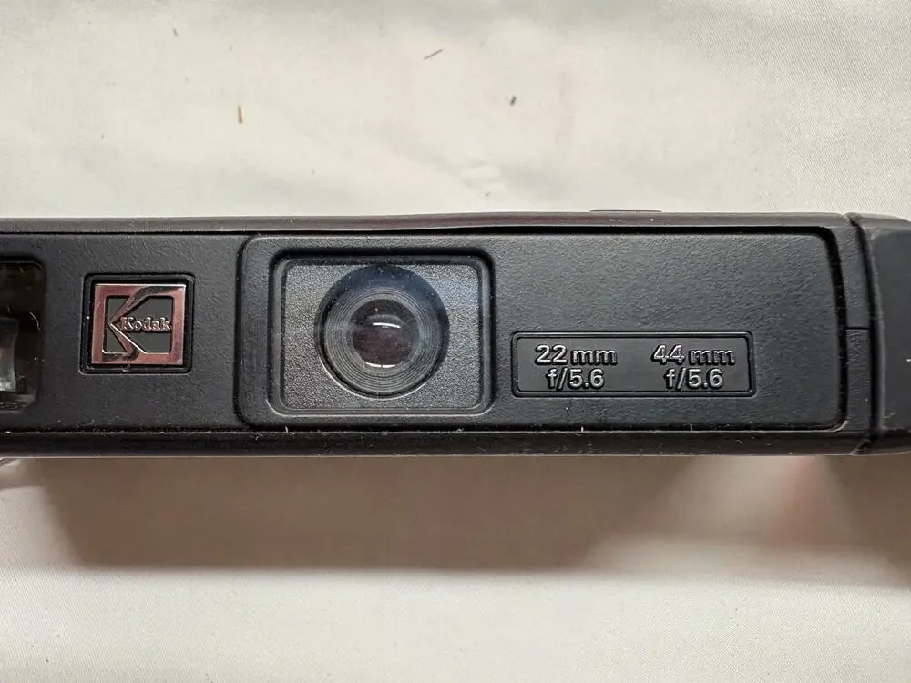 Kodak Tele-EKTRA 2 Camera with Case Untested Vintage Compact 110 Film